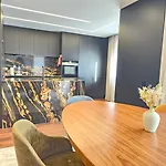 アパート Luxury Rooftop By Luxistay - Private Jacuzzi & Sunset Views |