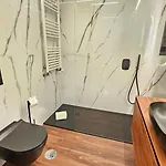 Luxury Rooftop By Luxistay - Private Jacuzzi & Sunset Views | アパート *