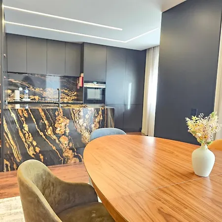 Διαμέρισμα Luxury Rooftop By Luxistay - Private Jacuzzi & Sunset Views |