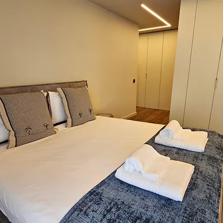 Luxury Rooftop By Luxistay - Private Jacuzzi & Sunset Views |