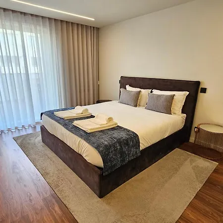 Luxury Rooftop By Luxistay - Private Jacuzzi & Sunset Views | Apartment Matosinhos (Porto)