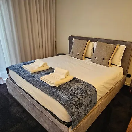 Luxury Rooftop By Luxistay - Private Jacuzzi & Sunset Views | * Matosinhos