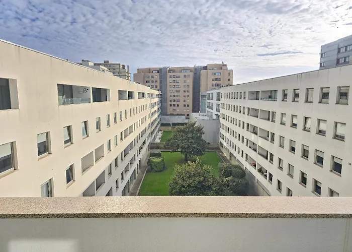 Luxury Rooftop By Luxistay - Private Jacuzzi & Sunset Views | Apartament *