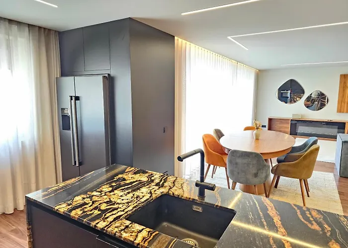 Luxury Rooftop By Luxistay - Private Jacuzzi & Sunset Views | *