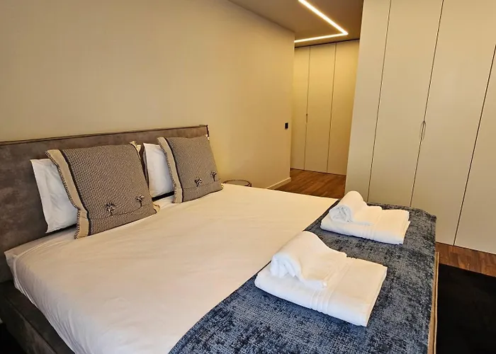 Luxury Rooftop By Luxistay - Private Jacuzzi & Sunset Views |