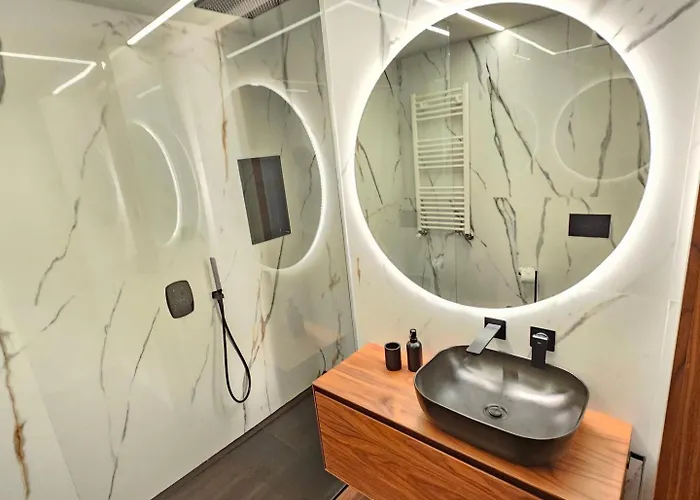 Luxury Rooftop By Luxistay - Private Jacuzzi & Sunset Views | * Matosinhos (Porto)