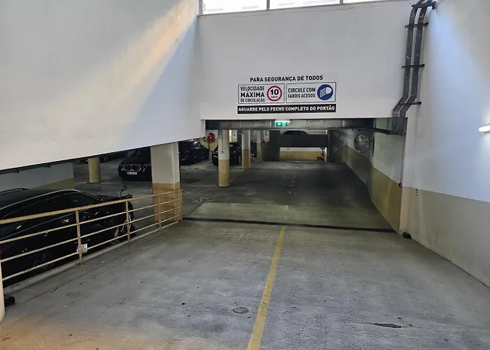 Luxury Rooftop By Luxistay - Private Jacuzzi & Sunset Views | Apartament